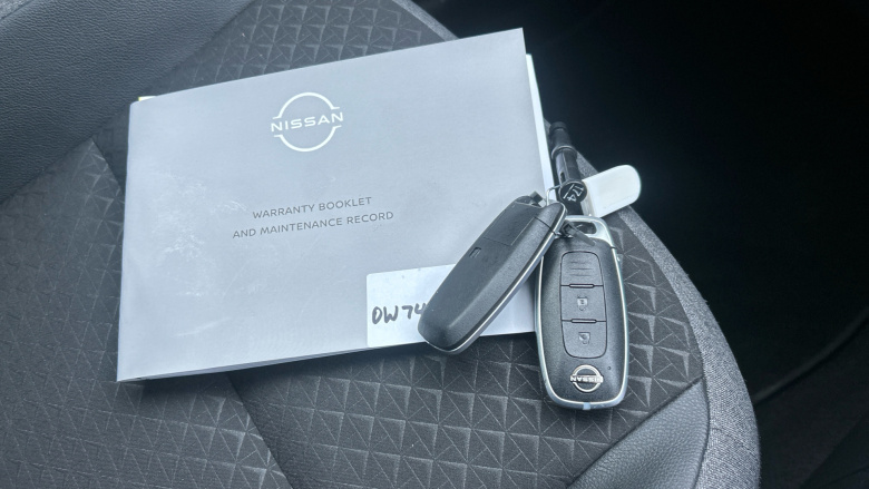 Nissan Juke 1.0 DiG-T N-Connecta 5dr Petrol Hatchback